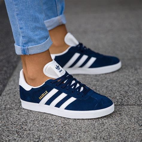 adidas dunkelblau damen|Blaue Damensneakers .